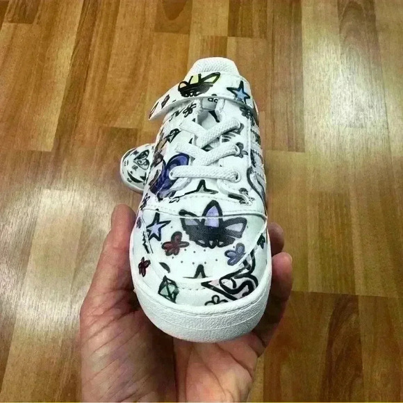 ๐ฐHUGE CLEARANCE SALE ๐ฐ Adidas Originals Jeremy Scott Forum Low Mono  I JS - Picture 4 of 12